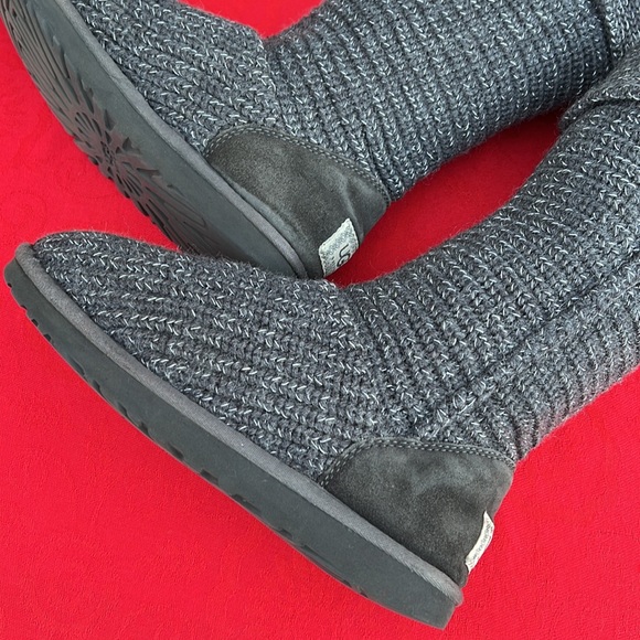 UGG Cardi Gray Fold Down Knit Sweater Boots - Picture 16 of 17